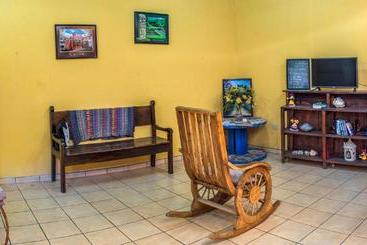 هتل Berakah B&b  Central Park