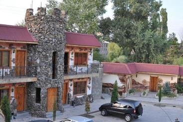 בית מלון כפרי Mayisyan Kamurj