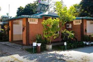 هتل Wun Tawp Garden