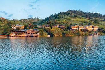 Lake Bunyonyi Rock Resort