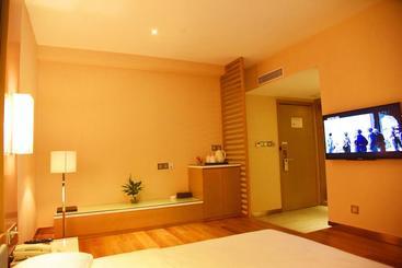 Super 8 Hotel Select Guangzhou Railway Station Xicun Subway Station