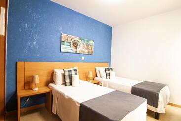 ユースホステル Deluxe Apart