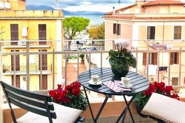 膳宿费 La Figlia Del Capitano