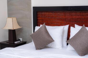 פנסיון Sala Kanseng Home