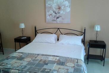 פנסיון Siracusa Inn   Locazione Turistica Parking Included