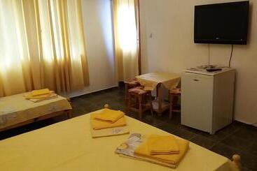 بنسيون Vila Riviera