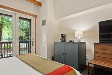 استراحتگاه 1122 Guest Room The Pines Lodge At Spruce Peak Ski In Ski Out