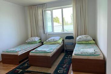 هاستل алтын мезгиль