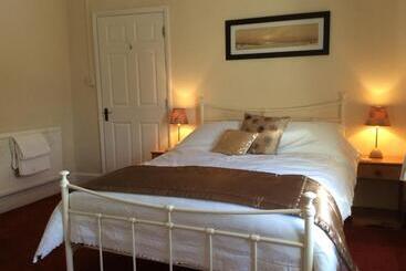 ベッドアンドブレックファースト The Olivers Guest House