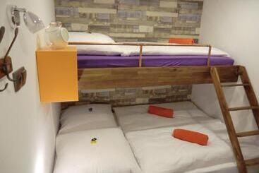 پانسیون Cityflair Berlin Apartments & Rooms