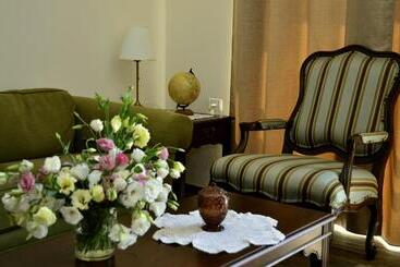 住宿加早餐 Habaronit