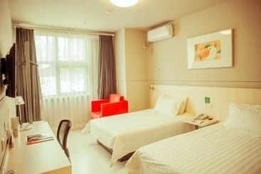 בית מלון כפרי Jinjiang Inn Cangzhou West High Speed Train Station Rongsheng Plaza