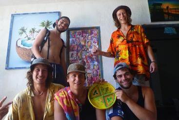 هاستل Gipsy Backpackers