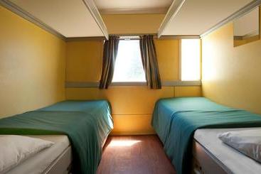 هاستل Train Lodge