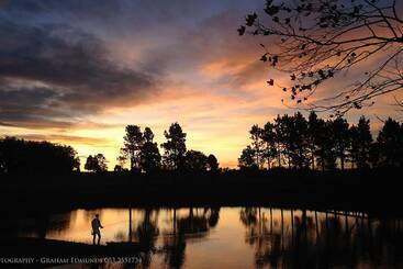 צימר The Farside Country Manor