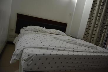 هتل Florida Executive Inn