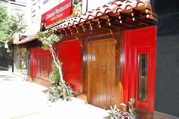 فندق Nile Zamalek