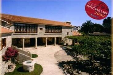 تختخواب و صبحانه Pazo A Capitana