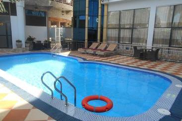 Adden Palace Hotel & Conference Centre