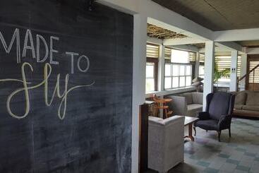 فندق Sea Front Inn