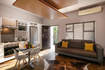 관광객 아파트 Akanani Apartments