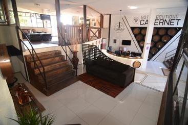 هتل Boutique Cabernet