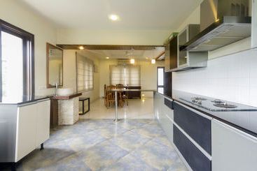 ホテル Vibrant Jubilee Hills