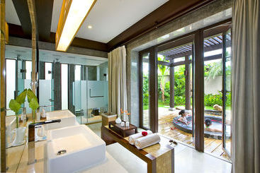 هتل Narada Resort & Spa Perfume Bay
