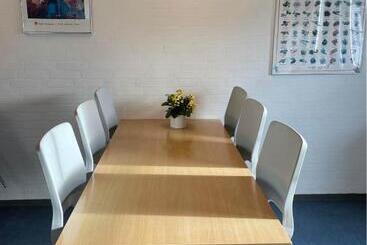 Roslev Vandrerhjem Hostel