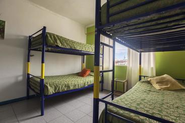 Aji Verde Hostel