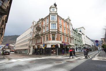 City Apartment Hotel