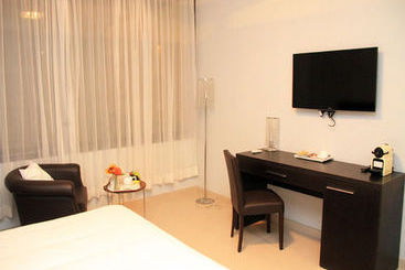 هتل Afrikland Hôtel