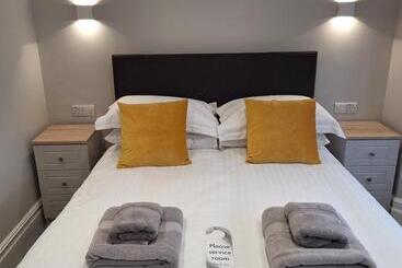 호텔 Ferndale Lodge