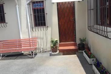 관광객 아파트 Monica's Cottage