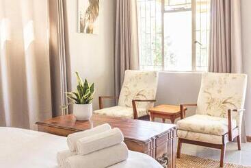 آپارتمانهای توریستها River Front Estate