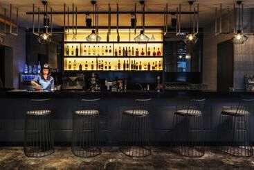 فندق Park Inn By Radisson Izmir