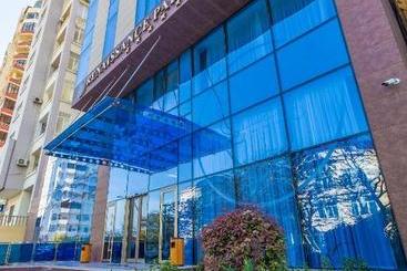 酒店 Renaissance Palace Baku