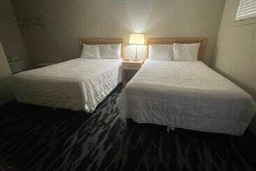 בית מלון כפרי Rotan Inn