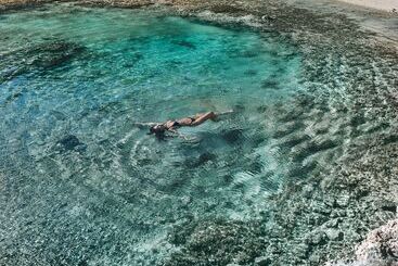 هتل Savasi Island Resort