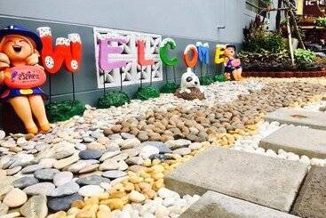 فندق The Rich Home