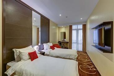 Tehran Grand Hotel 1