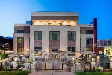 Отель Courtyard By Marriott Niagara Falls, Usa