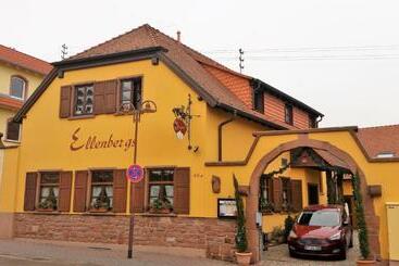 ホテル Ellenbergs Restaurant &