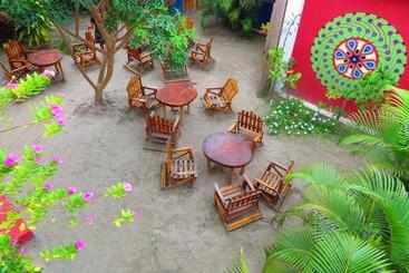 هتل Restaurante Amalur