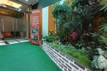Hotel Show