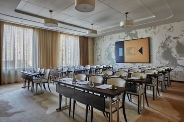 هتل Viceroy Chicago