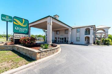 מוטל Quality Inn