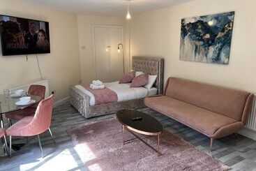 Отель Haven Homes