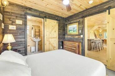 Adirondacks Cottage W/ Countryside Views!