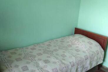 مبيت وإفطار Room In The Centre